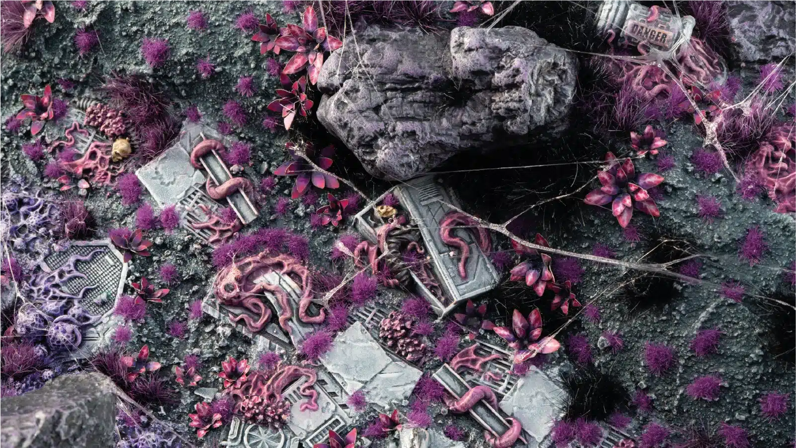 Gamer's Grass Purple Swarm Basing Box