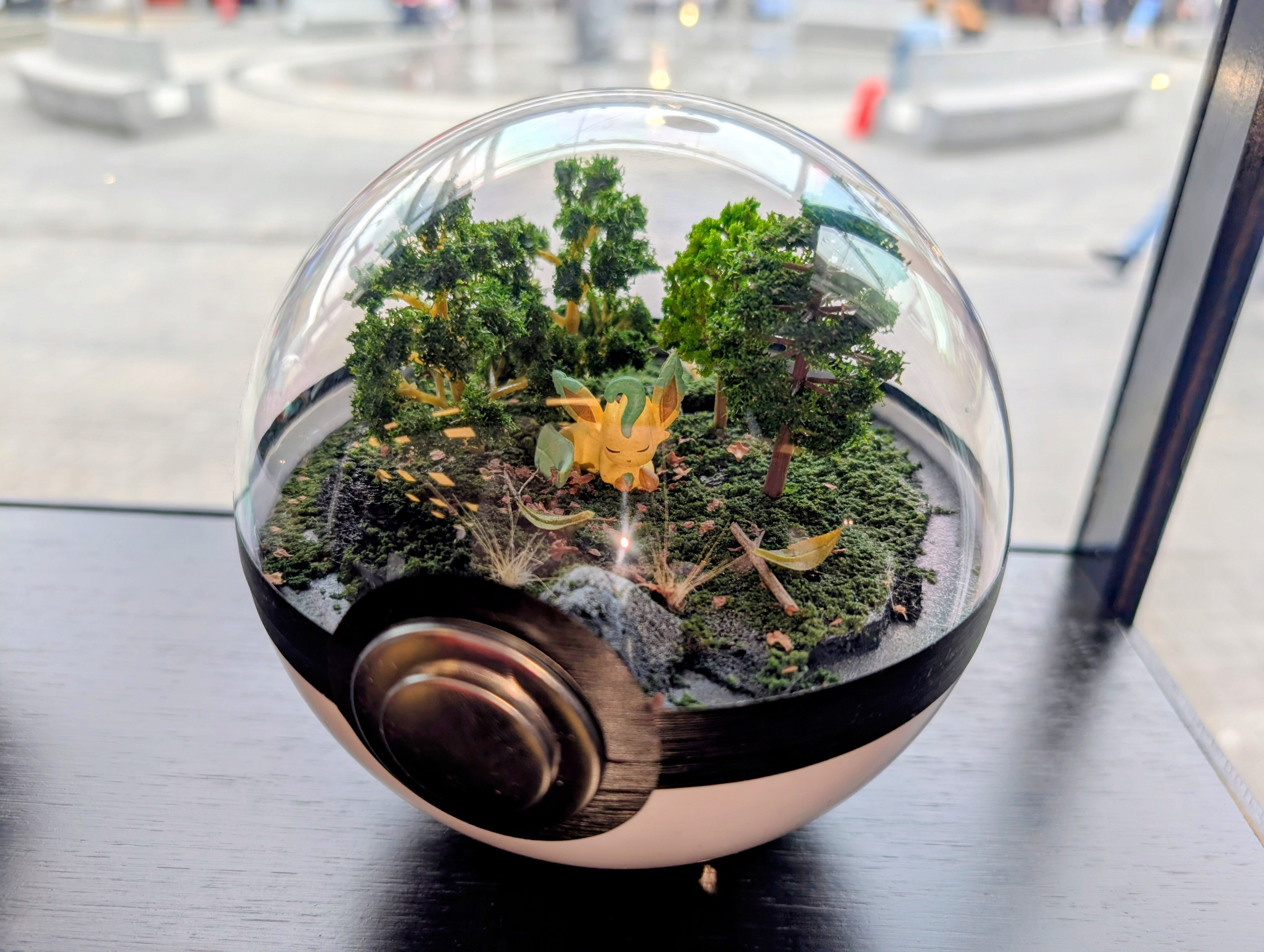 PokeGlobe Leafeon