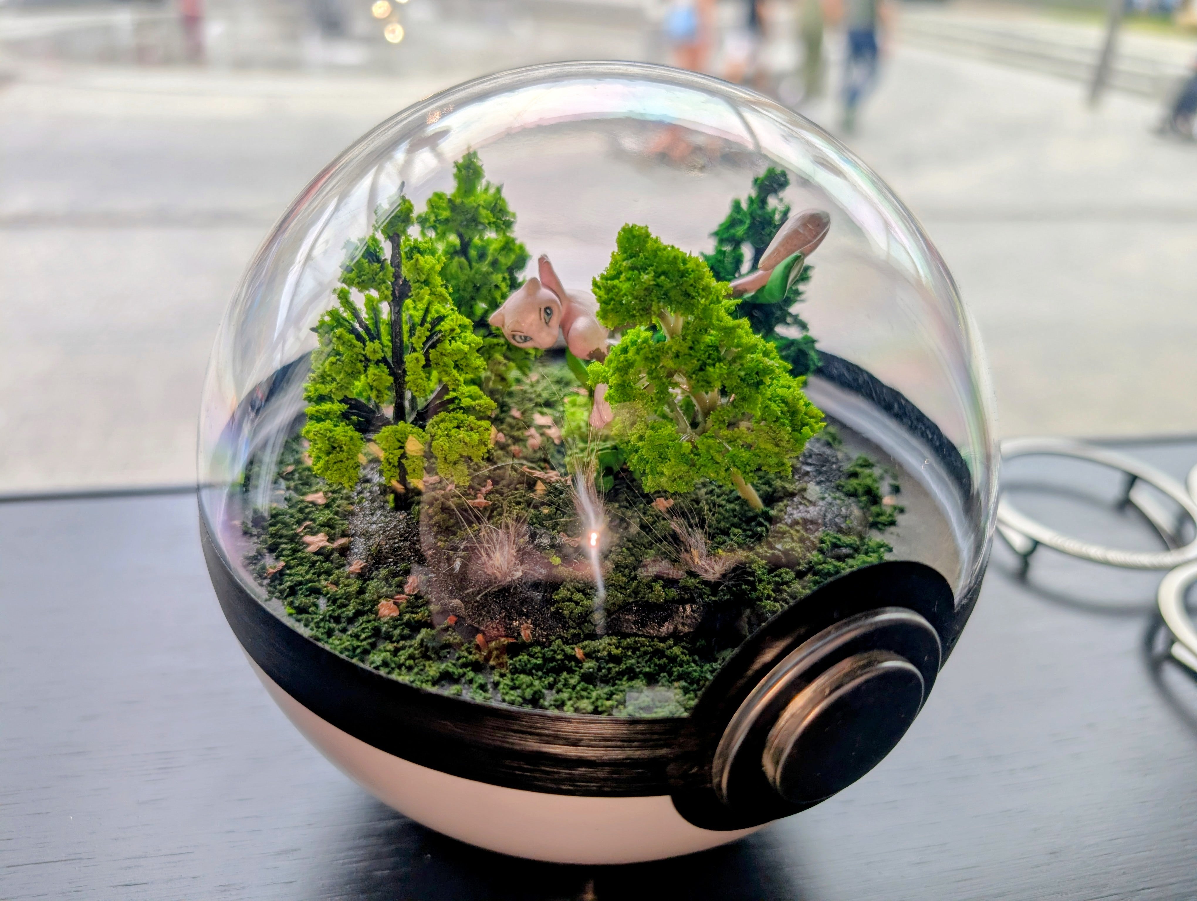 PokeGlobe Mew