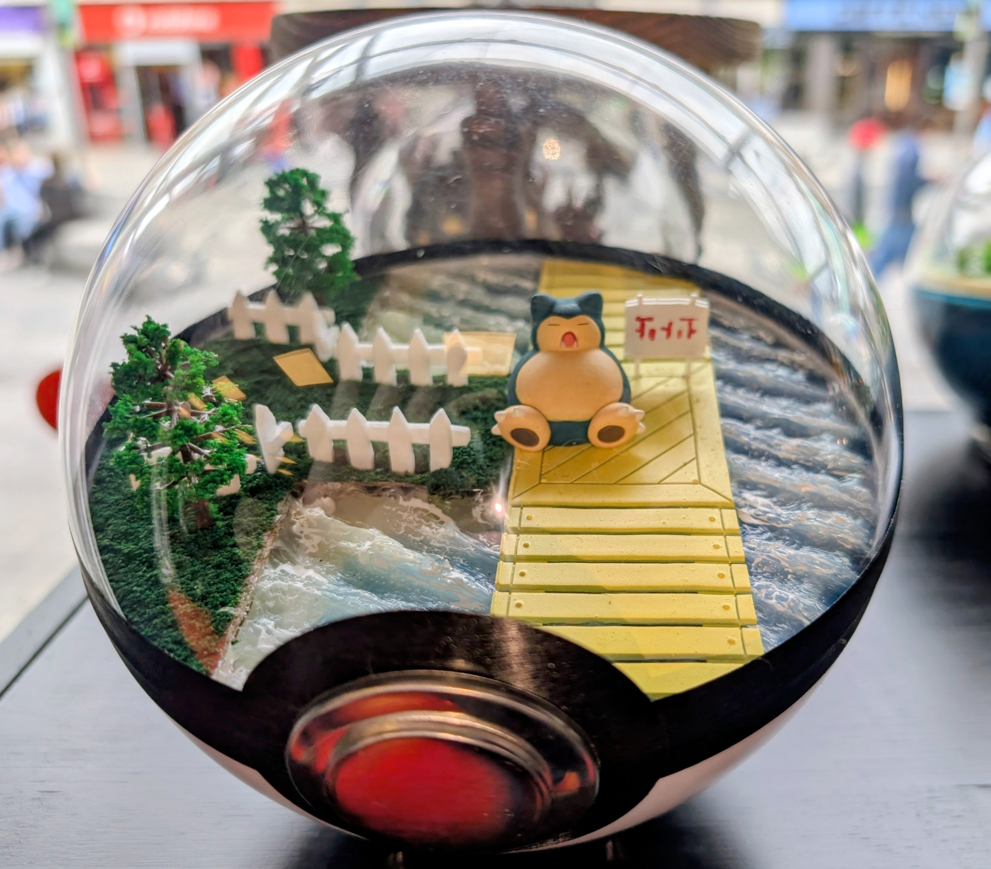 PokeGlobe Snorlax Large